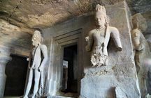 Daily Shared Elephanta Caves Group Tour with Chai and Snacks