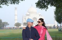 From Delhi: Taj Mahal Sunrise & Agra Handicraft Heritage Tour
