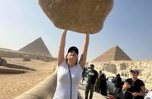 Private Cairo Highlights Tour (Pyramids, Grand Museum and Bazaar)