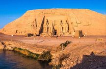 Abu Simbel from luxor Guided Day trip include admission& Lunch