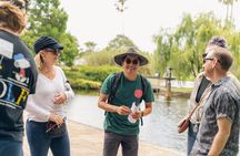 Native Australian Food & Wine Forage Tour: Sydney Botanic Gardens