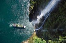 Milford Sound Tour from Queenstown with Cruise