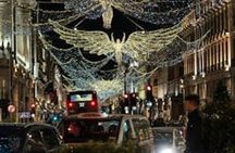 Christmas Lights and Holiday Sights Walking Tour in London