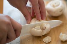 Pizza Making + Wine Tasting in a Tuscan Vineyard (4-Course Meal)