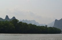 Guilin to Yangshuo Day Tour Li River Cruise and Reed Flute Cave
