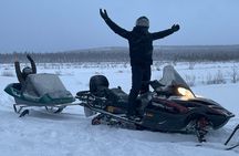 Snowmobile drive experience