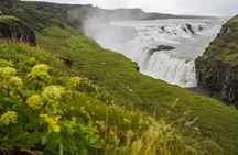Golden Circle Tour with 4 stops: Small Group from Cruise Terminal