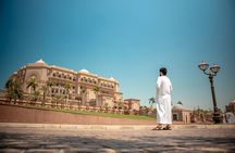 Abu Dhabi City Tour: Grand Mosque, Palace, Souk, Louvre & Ferrari