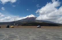 Cotopaxi Volcano and Quilotoa Lagoon Full Day Tour