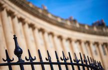 Small Group smartphone Bath Walking Tour around Bath