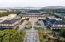 The Hubei Provincial Museum / Expert Multilingual Guide Services