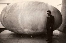 Argentine Art History Tour in Retiro neighborhood