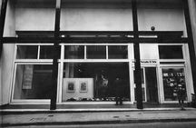 Argentine Art History Tour in Retiro neighborhood