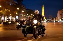 Private Nighttime Vintage Sidecar Tour with Champagne in Paris