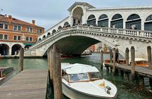 Venice Private Grand Canal Highlights and Rialto Bridge Boat Tour