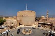 Muscat: Nizwa Market & Fort, Jabel Akhdar Full-Day Tour + Lunch 