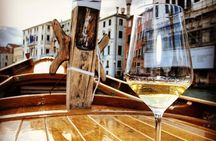 Venice : Magic at Sunset by Vintage Boat (Small Group)
