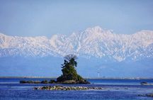 Amaharashi Coast & Shokawa Cruise from Kanazawa