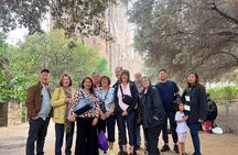 Best of Barcelona: Sagrada Familia & Park Guell Tour with Pick-up