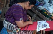 San Antonio Aguascalientes Weaving Tour from Antigua