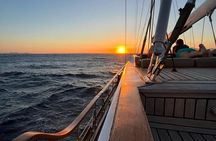 Sunset Sail Cruise to Rhenia, Mykonos Beach Safari, Dinner&Drinks