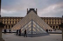 Louvre Highlights & Mona Lisa : Guided, Skip the Line Experience
