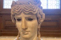 Louvre Private Tour with Entry Ticket