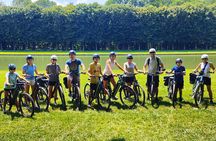 Versailles Full-Day Electric Bike Tour : Market, Picnic & Palace