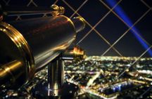 Soirée at the Eiffel Tower: Small-Group Guided Experience 