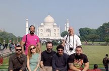 Sunrise Taj Mahal Tour From Delhi