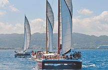 Montego Bay Catamaran: Snorkel Tour with Open Bar & Reggae DJ