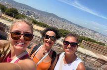 Barcelona Best Views: Old Town and Montjuic Castle Private Tour 