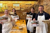2 Hours Pasta Making Class in Florence with Certified Chef 