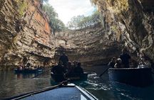 Argostoli Shorex: Drogarati & Melissani Caves with Wine Tasting