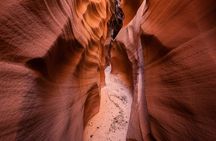 Wind Canyon Slot Tour