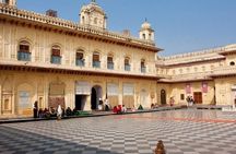 Ayodhya tour with 4 star accomodation and meal -All inclusive