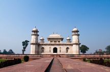 Guided Private Day Tour to Taj Mahal Agra