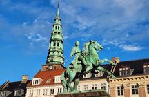 Sights & Gems: Medieval Copenhagen & Nyhavn with a local host 