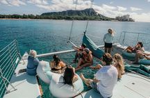 2 Hour Private Catamaran Charter in Waikiki (7-12 Guests)