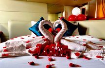 Dubai : Private Romantic Yacht Cruise on a 50FT Yacht