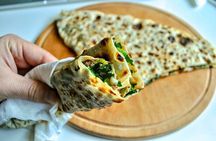 Istanbul Culinary Tour: Local Tavern and Gourmet Street Foods 