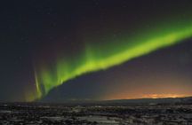 Northern Lights Super Jeep Guided Tour with Hot Drink & Snack