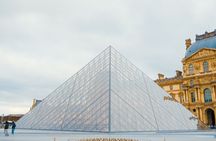 Louvre Art and Mysteries: Guided Experience for 6-people Max