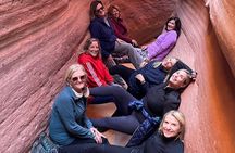 YOU DRIVE!! 4 Hr Peek-a-Boo & Hog Canyon Tour-Starting at $175 pp