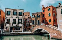 Venice Bites & Stories: A Tasty City Adventure with a Local