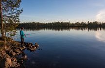 Rovaniemi Fishing Trip with Fish Soup and Campfire Experience 