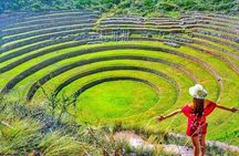 3 Days Tour in Machu Picchu at Sacred Valley and Rainbow Mountain