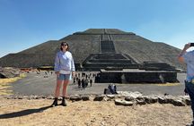 Teotihuacan Tour with Cave Restaurant, Tlatelolco & Basilica
