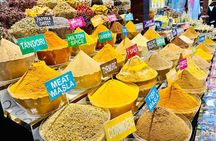 Private Tour Old Dubai Souks Creek and Abra Tour with Tastings 