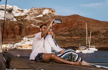 Santorini Catamaran Cruise with Greek Meal, Open-Bar and Sunset